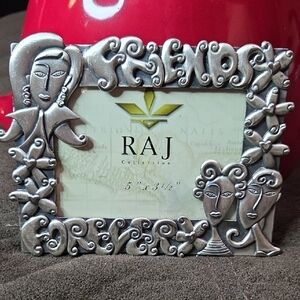 Raj Collection Artistic Pewter "Friends Forever" Picture Frame